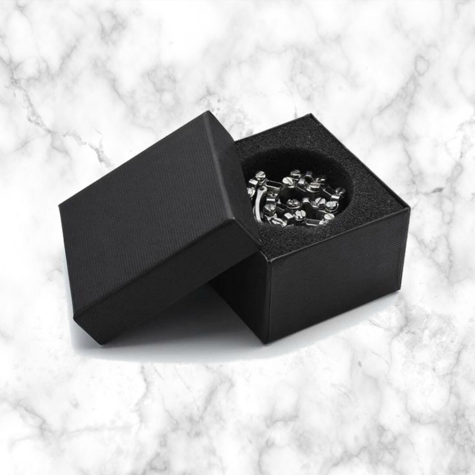 SafetyFirst - 29 In 1 Survival Bracelet